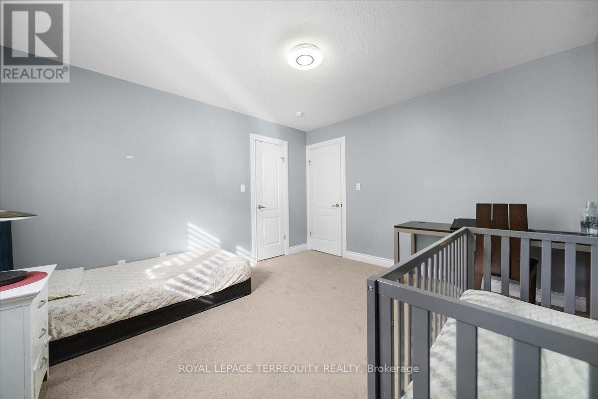 131 Maple Bush Drive, Cambridge, Ontario  N1T 0B7 - Photo 24 - X12475115