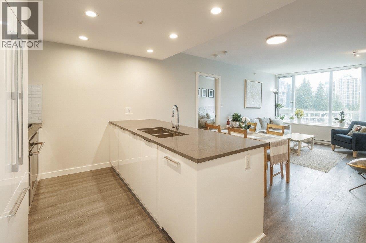 706 3100 Windsor Gate, Coquitlam, British Columbia  V3B 0P3 - Photo 1 - R3060817