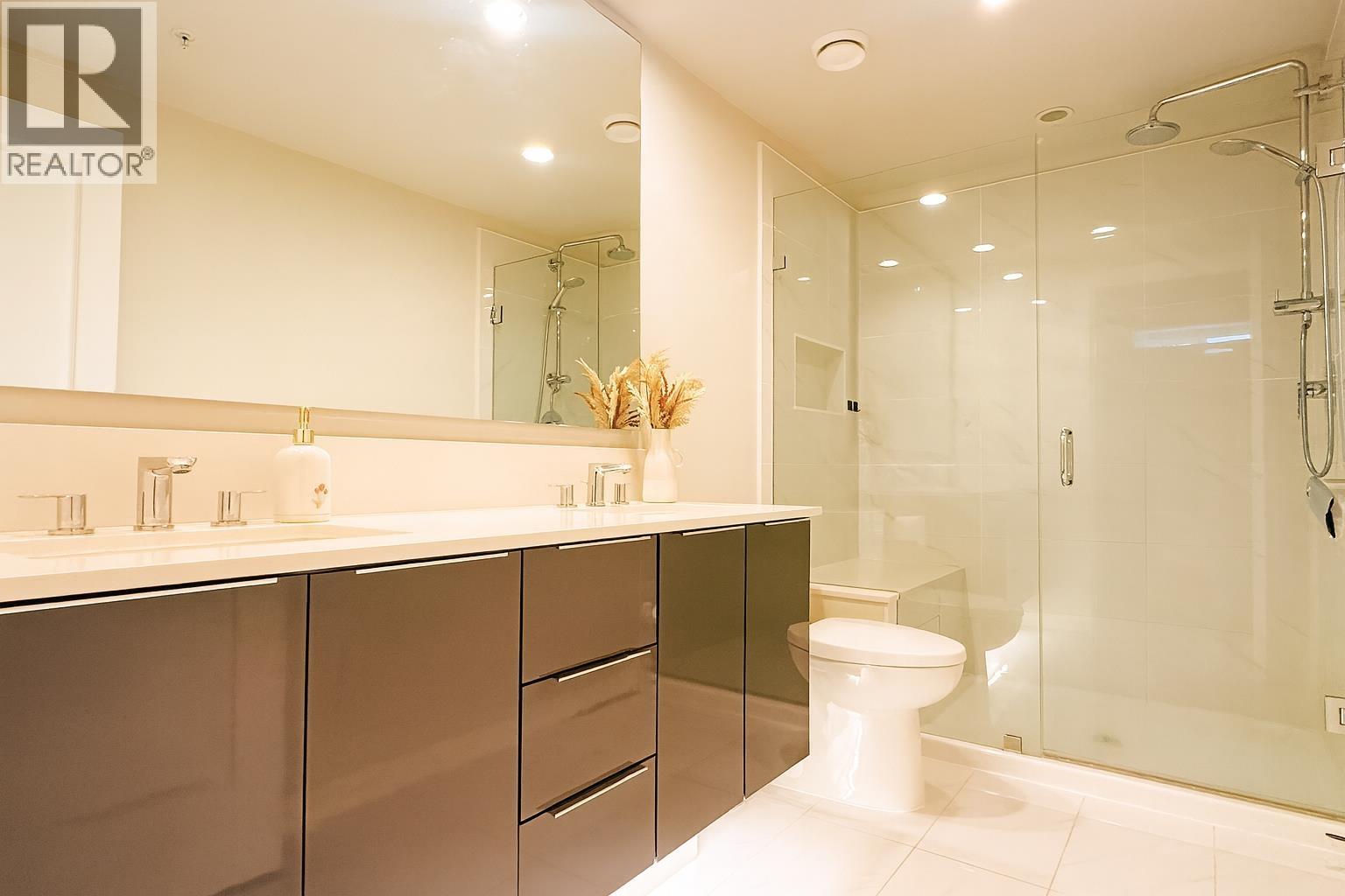 706 3100 Windsor Gate, Coquitlam, British Columbia  V3B 0P3 - Photo 8 - R3060817