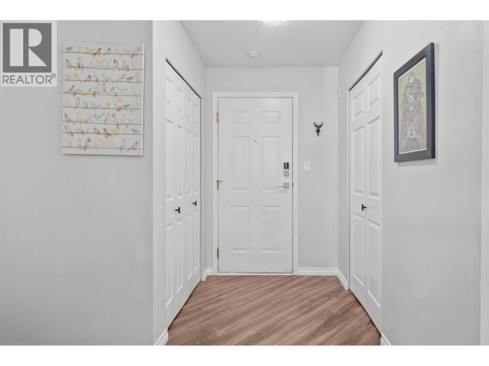 405 2335 Whyte Avenue, Port Coquitlam, British Columbia  V3C 2A3 - Photo 3 - R3060819