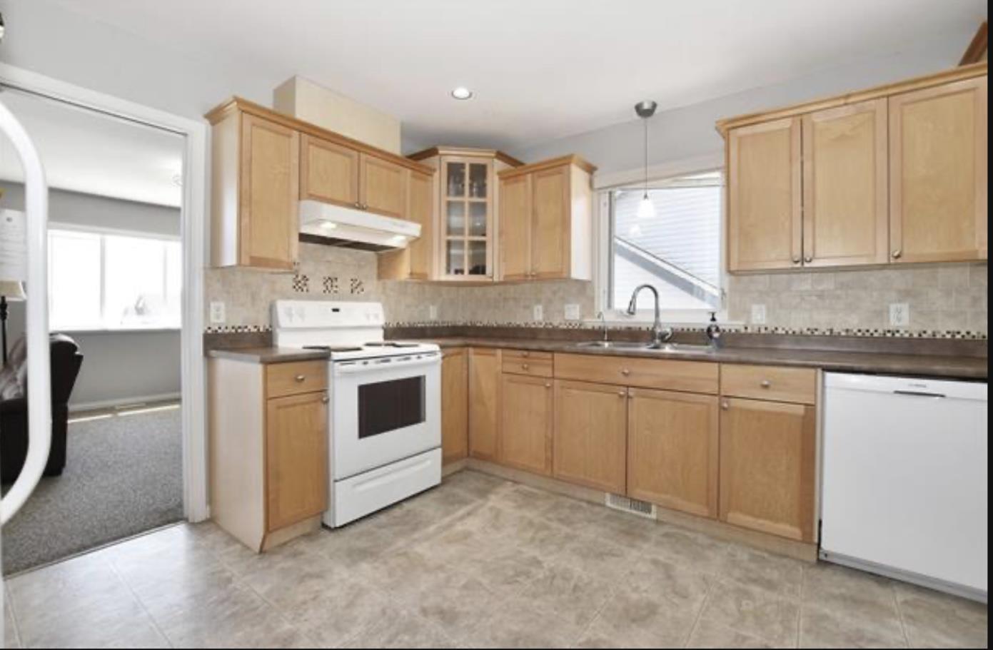 33617 12 Avenue, Mission, British Columbia  V2V 7B4 - Photo 11 - R3023530