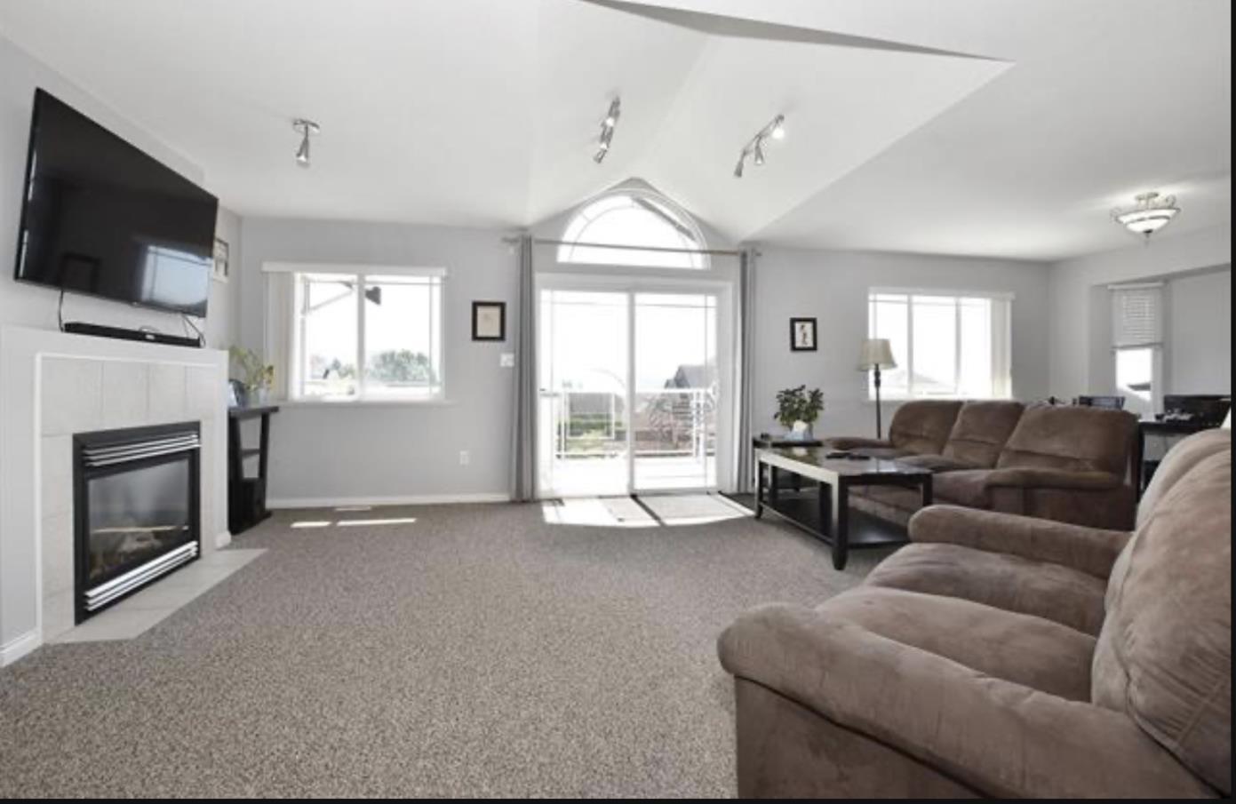 33617 12 Avenue, Mission, British Columbia  V2V 7B4 - Photo 4 - R3023530