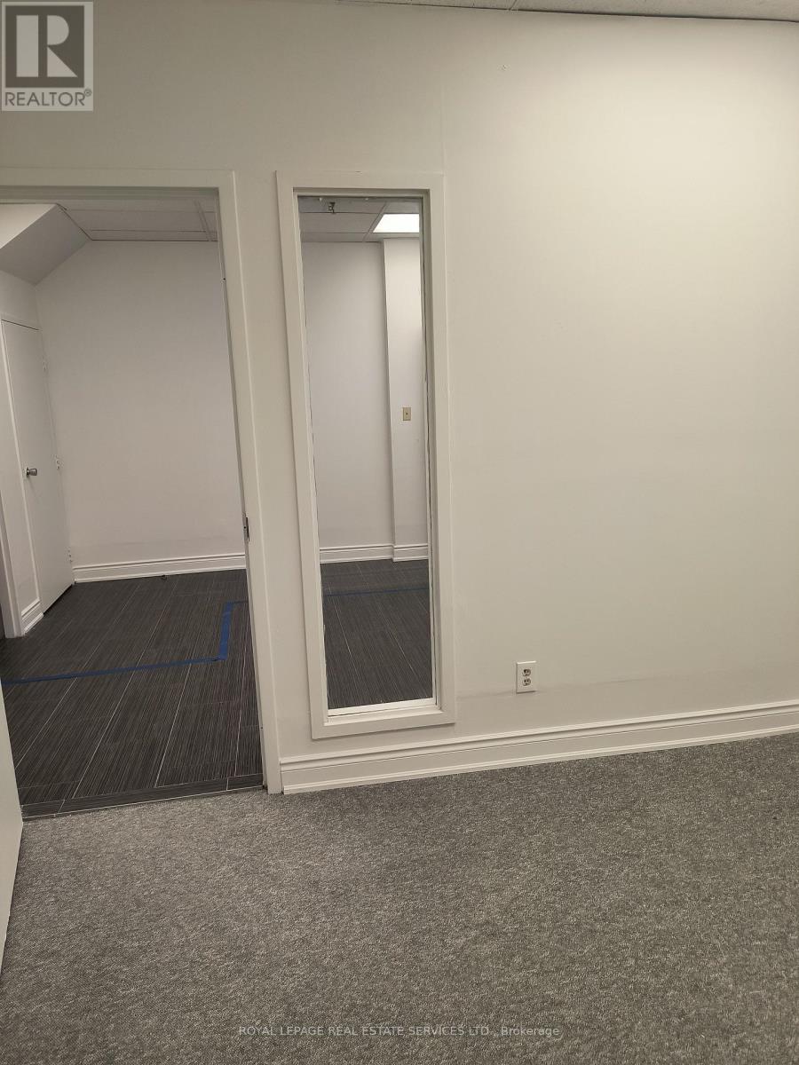 3 - 12 Upjohn Road, Toronto, Ontario  M3B 2V9 - Photo 7 - C12452394