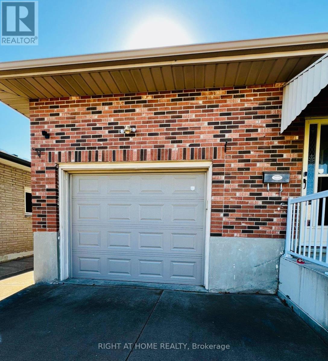 146 St Augustine Drive, St. Catharines, Ontario  L2P 3W1 - Photo 10 - X12448466