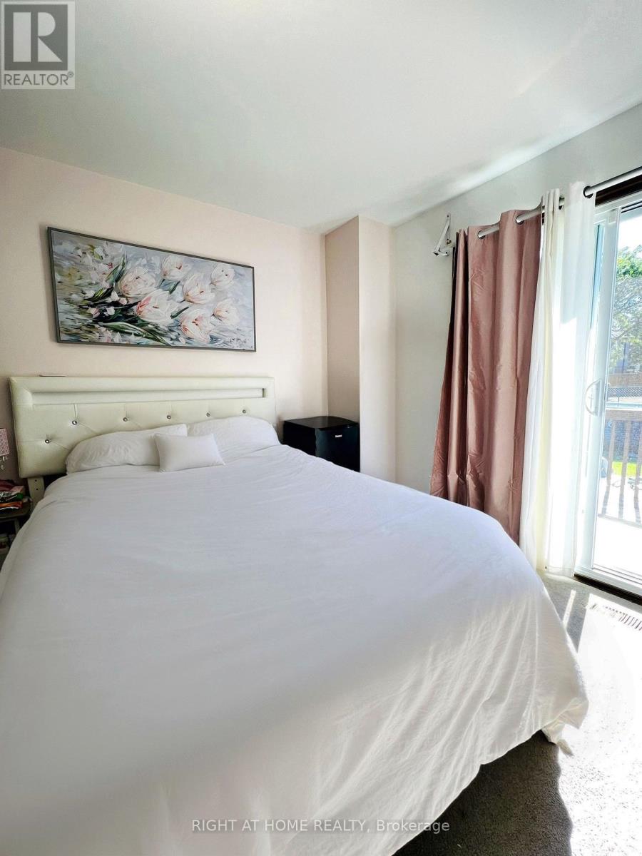 146 St Augustine Drive, St. Catharines, Ontario  L2P 3W1 - Photo 3 - X12448466