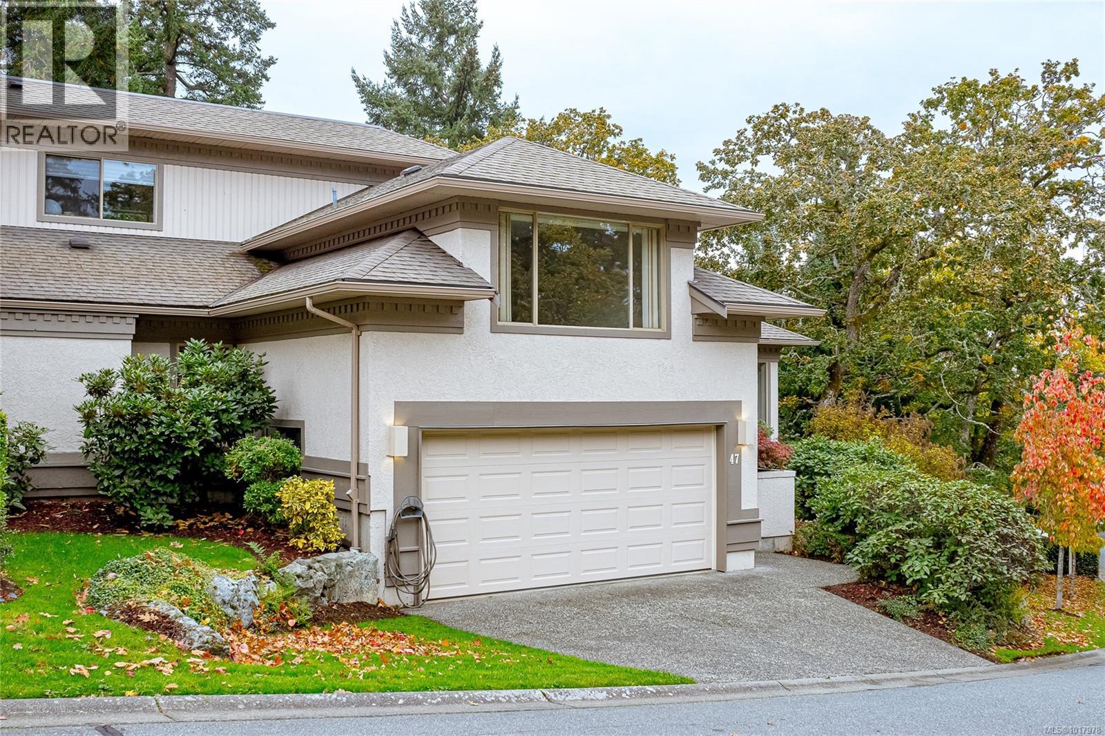 47 4300 Stoneywood Lane, Saanich, British Columbia