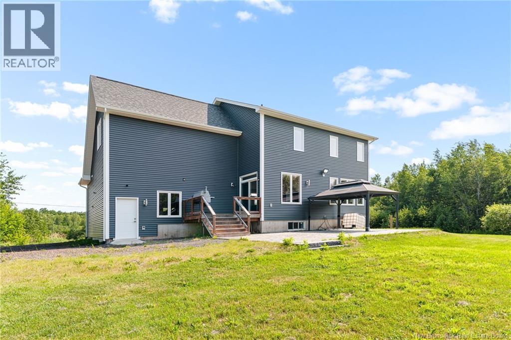 9 Streamside Court, Moncton, New Brunswick  E1G 5T5 - Photo 3 - NB124022