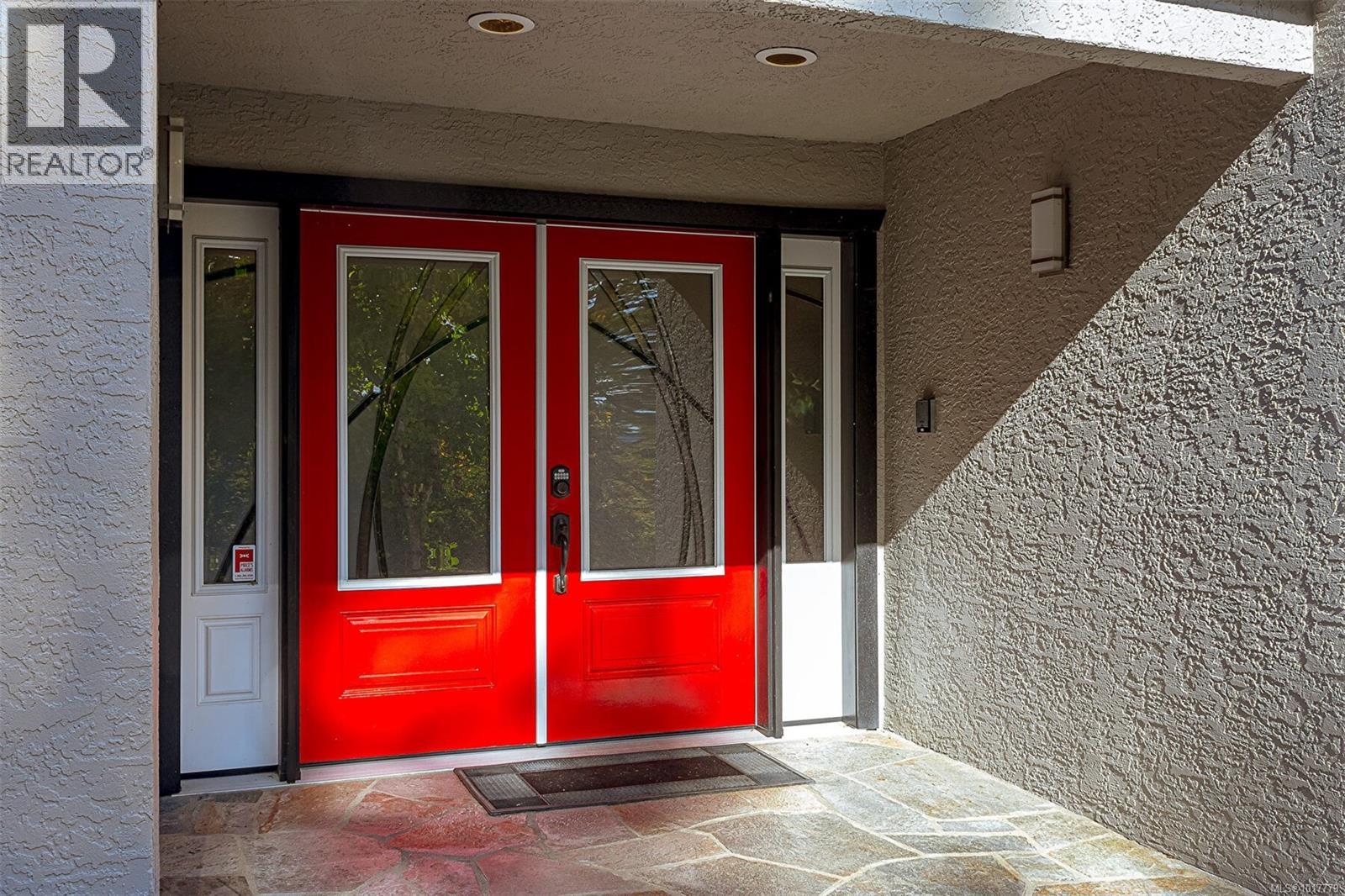 1062 Valewood Trail, Saanich, British Columbia  V8X 5G7 - Photo 14 - 1017779