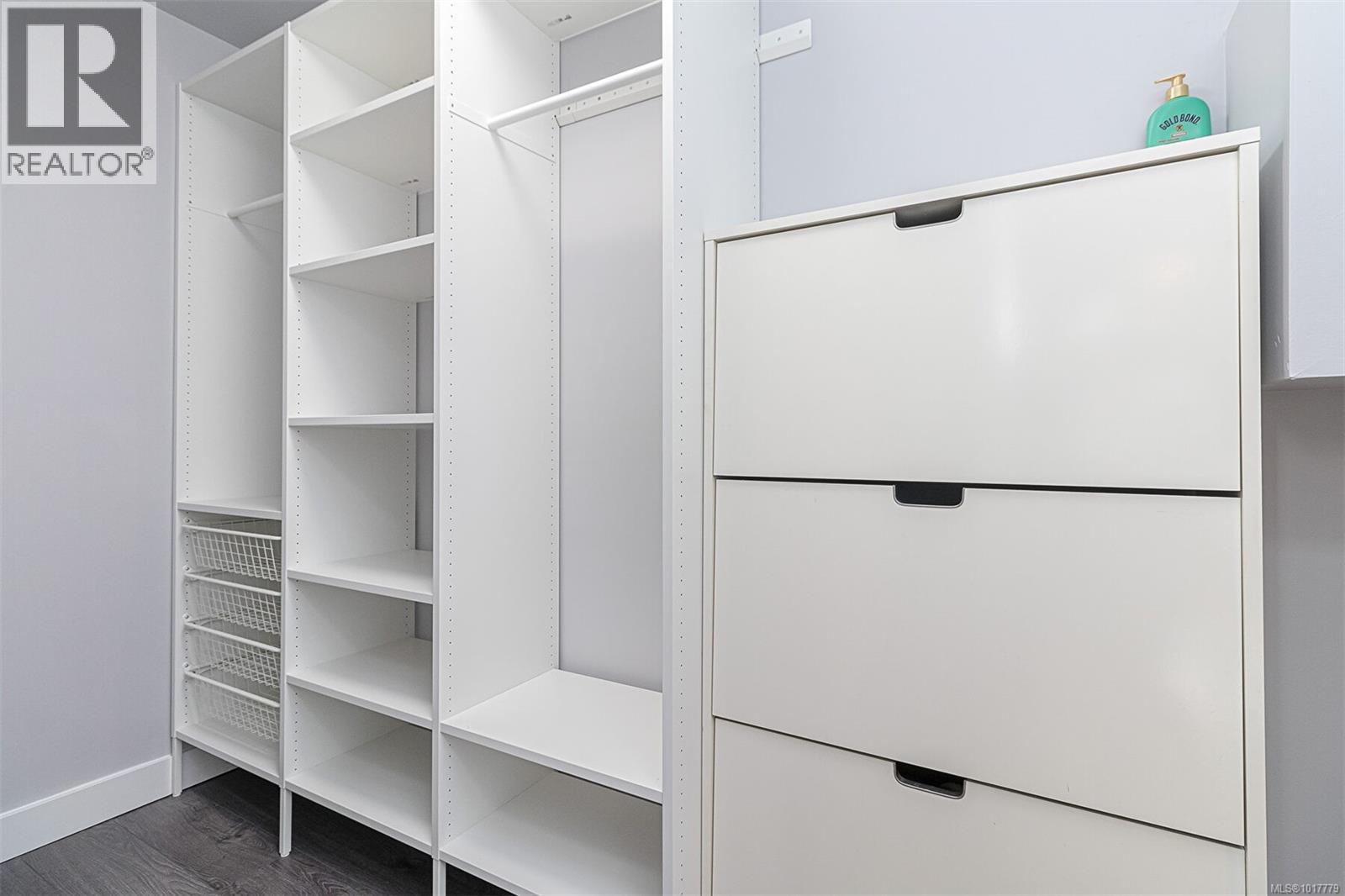 1062 Valewood Trail, Saanich, British Columbia  V8X 5G7 - Photo 60 - 1017779