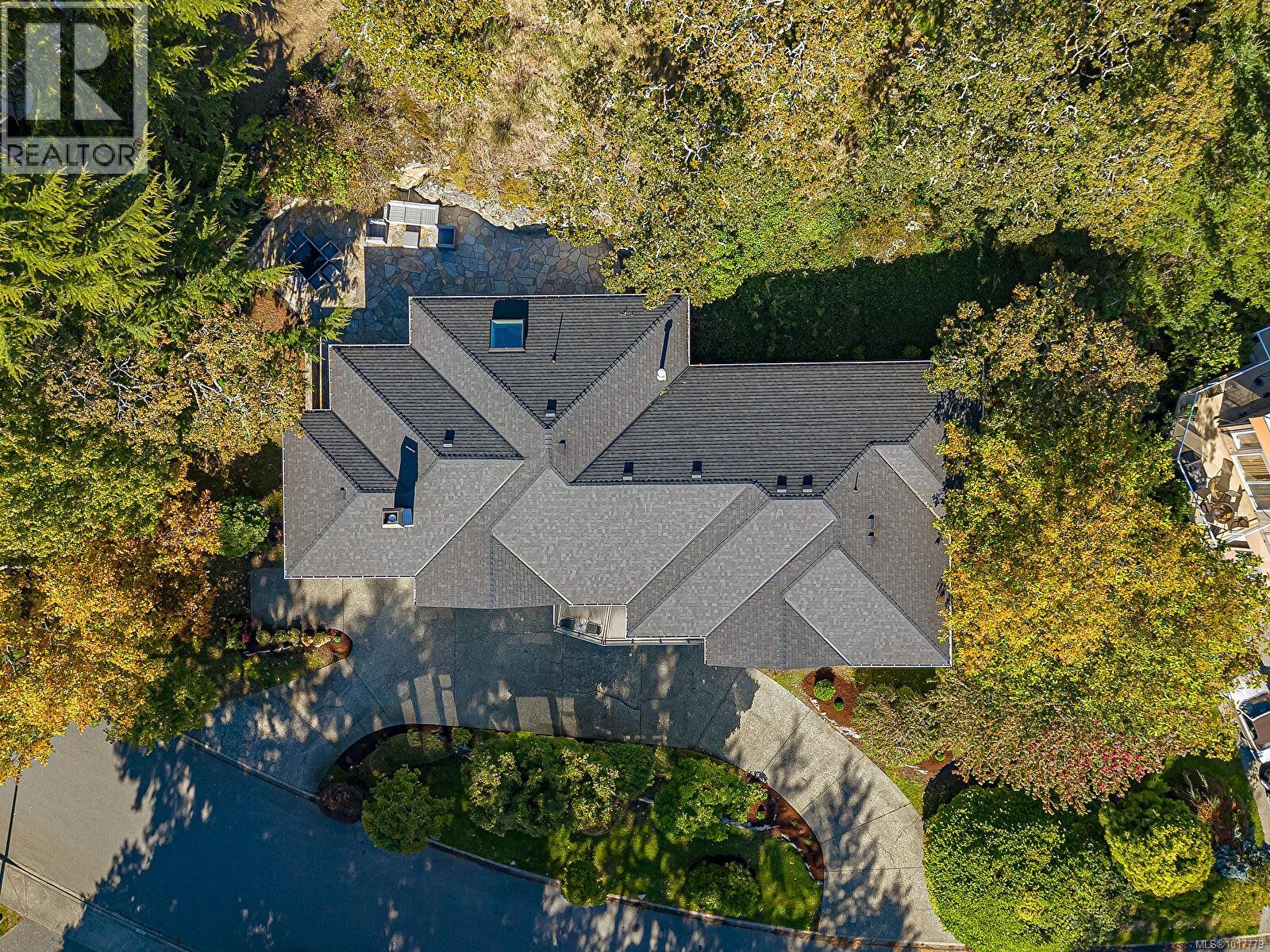 1062 Valewood Trail, Saanich, British Columbia  V8X 5G7 - Photo 84 - 1017779