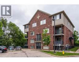 950 HIGHLAND Drive W Unit# 32, Kitchener, Ontario