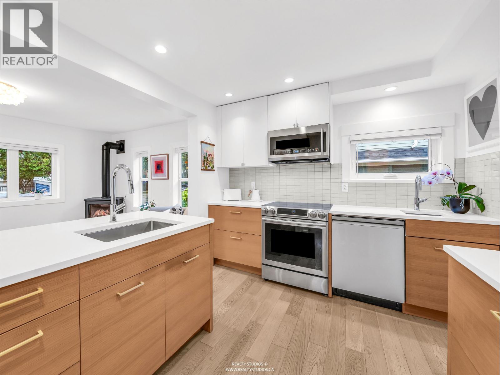 3849 St. Catherines Street, Vancouver, British Columbia  V5V 4L5 - Photo 7 - R3060790
