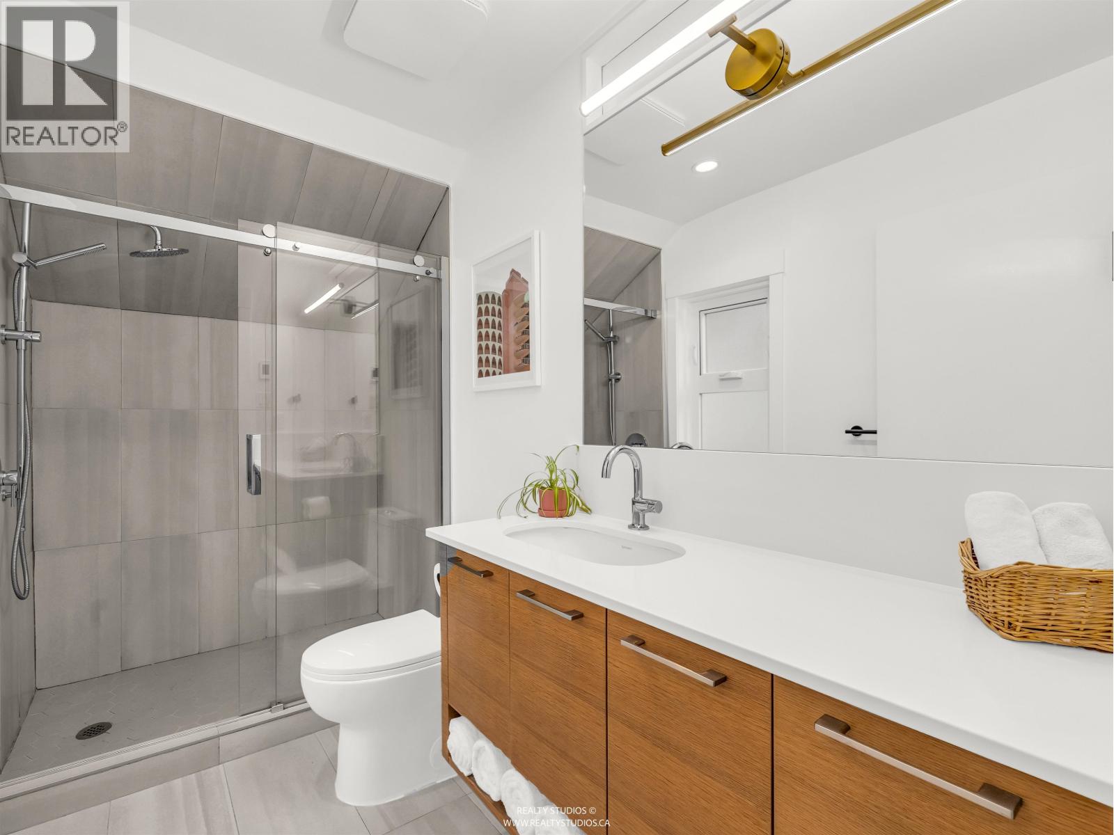 3849 St. Catherines Street, Vancouver, British Columbia  V5V 4L5 - Photo 17 - R3060790