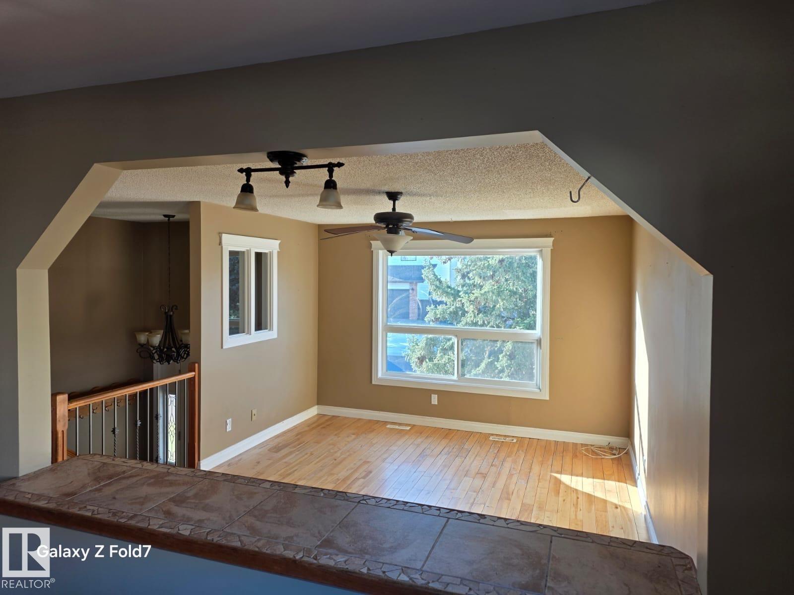 3428 143 Av Nw, Edmonton, Alberta  T5Y 1H7 - Photo 12 - E4463011