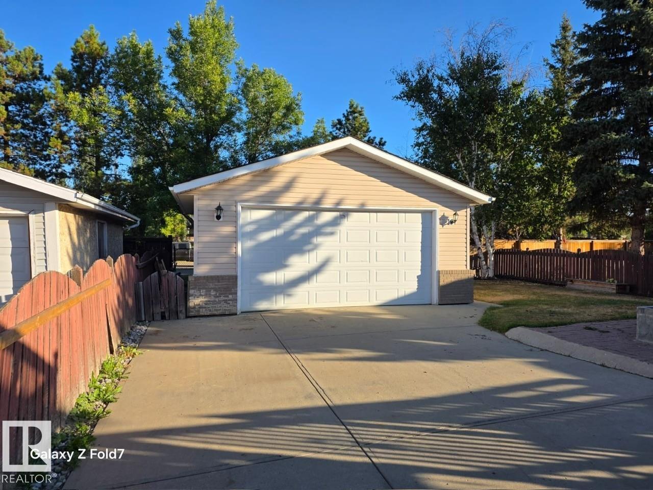 3428 143 Av Nw, Edmonton, Alberta  T5Y 1H7 - Photo 14 - E4463011