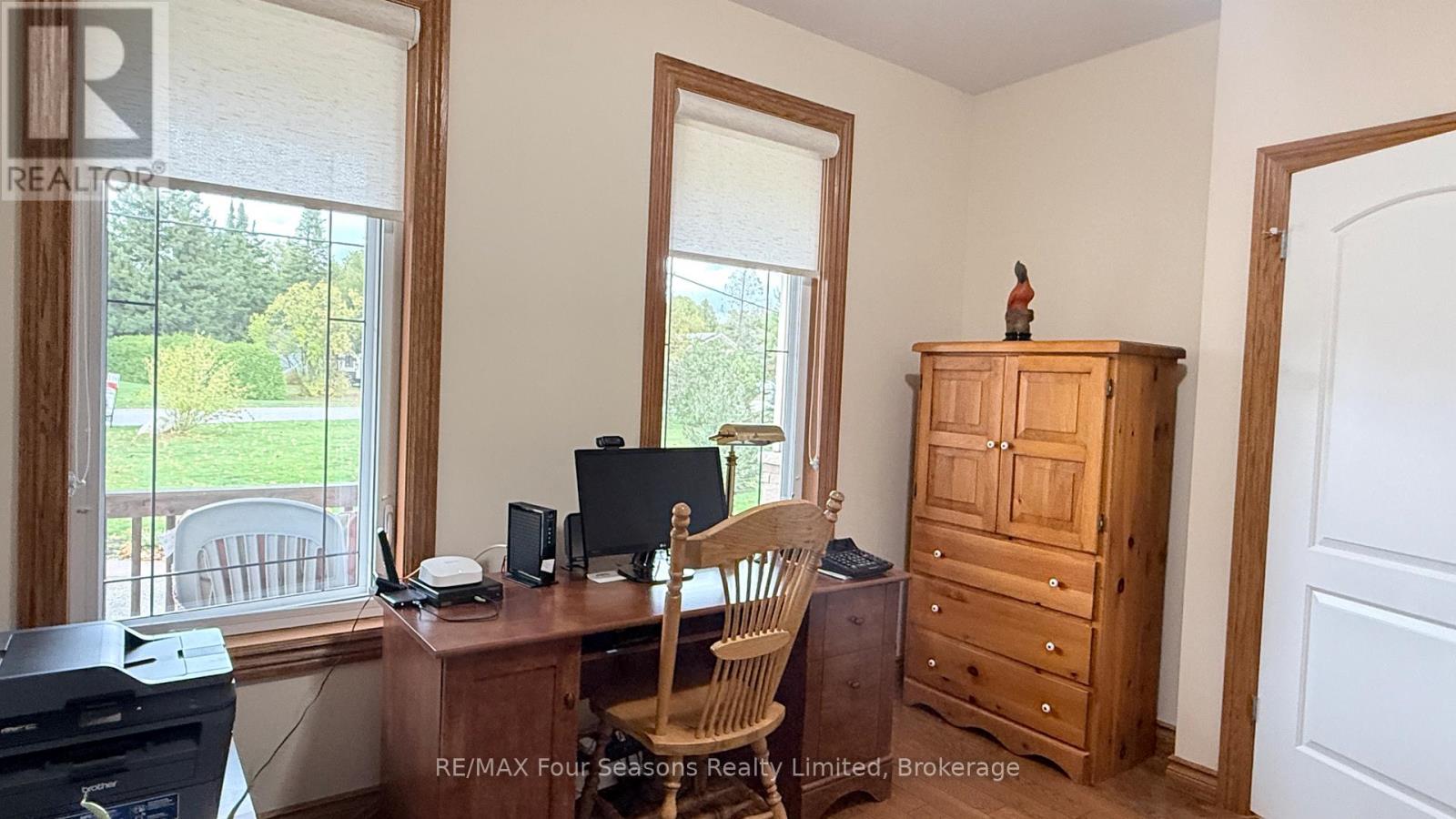 229 S Rankin Street, Saugeen Shores, Ontario  N0H 2L0 - Photo 19 - X12062589