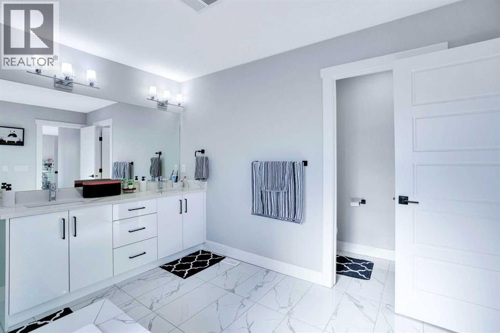 146 Sandpiper Park, Chestermere, Alberta  T1X 1Y8 - Photo 20 - A2261188