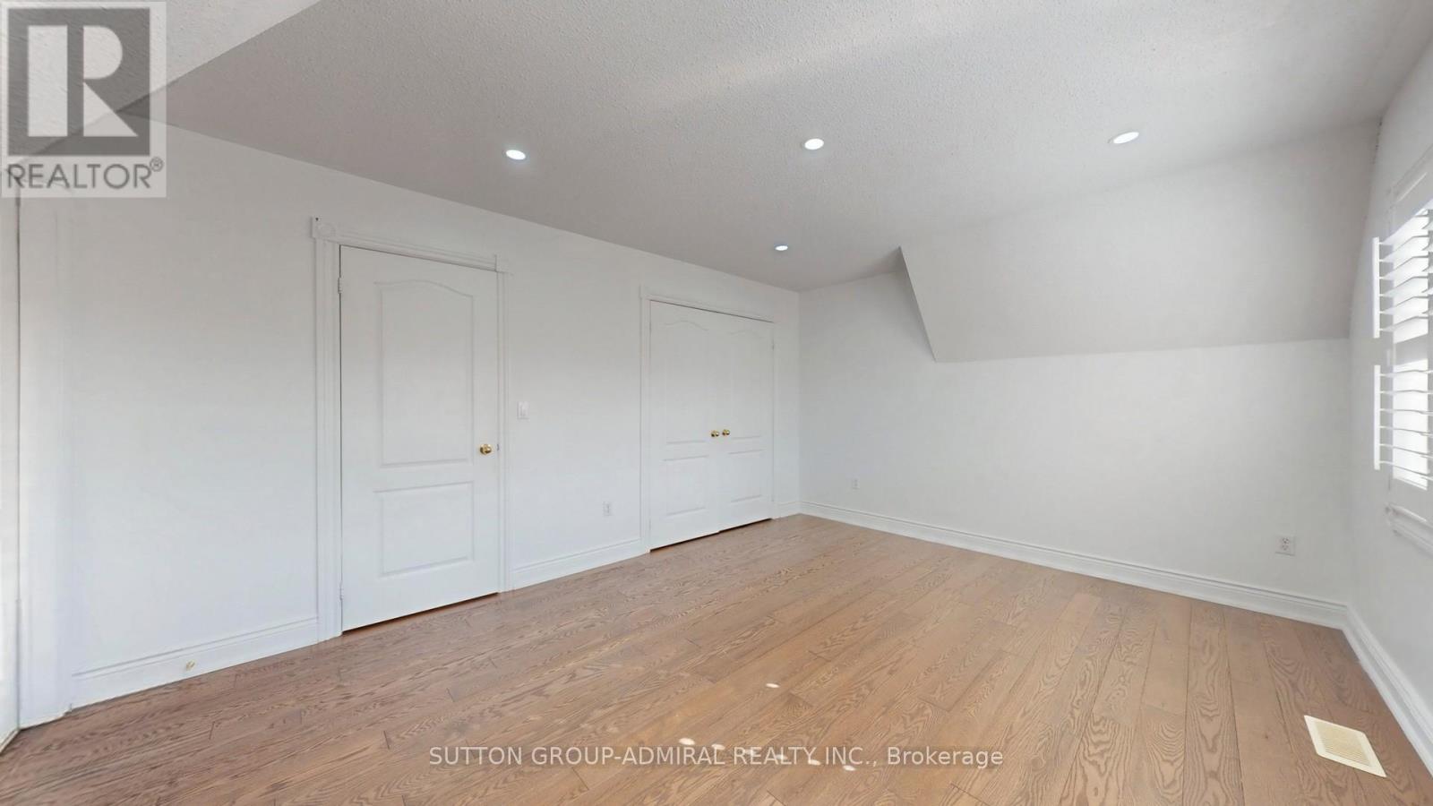 37 Donwoods Court, Brampton, Ontario  L6P 1T6 - Photo 34 - W12475007