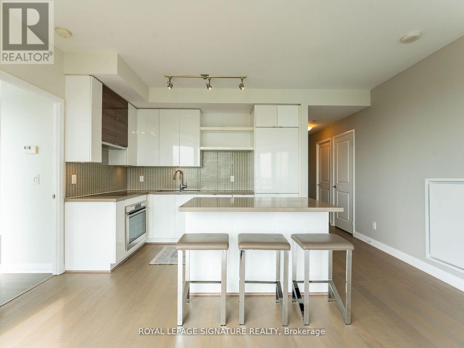 704 - 59 Annie Craig Drive, Toronto, Ontario  M8V 0C4 - Photo 6 - W12475110