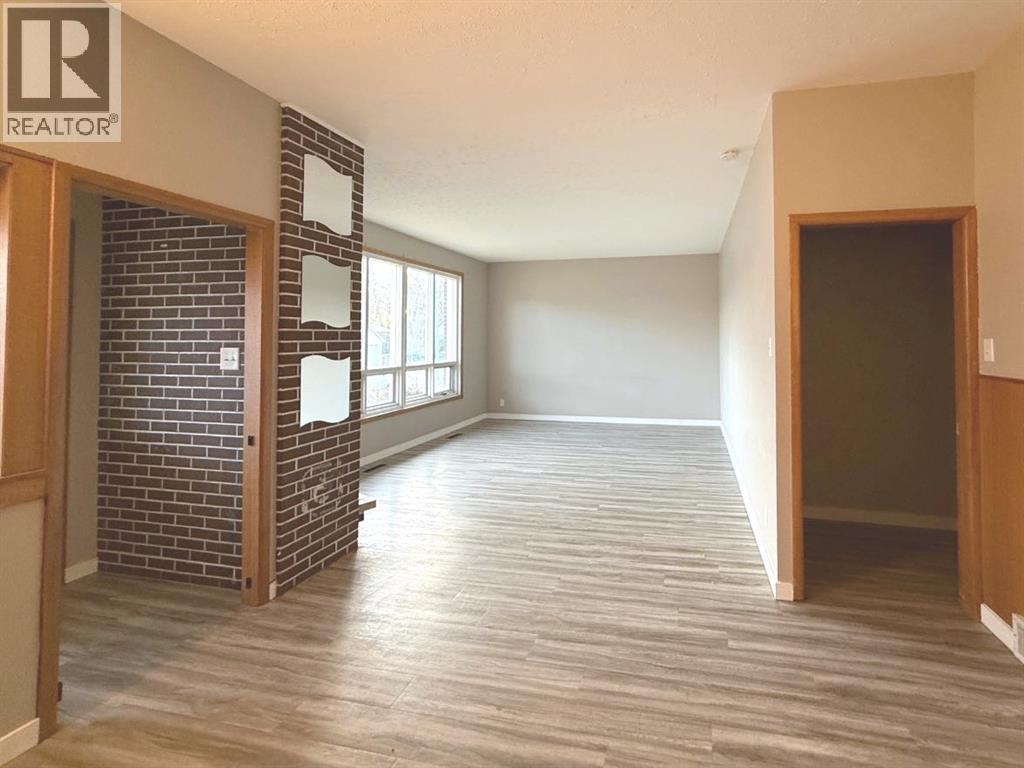 1505 6a Avenue N, Lethbridge, Alberta  T1H 0V9 - Photo 4 - A2264479