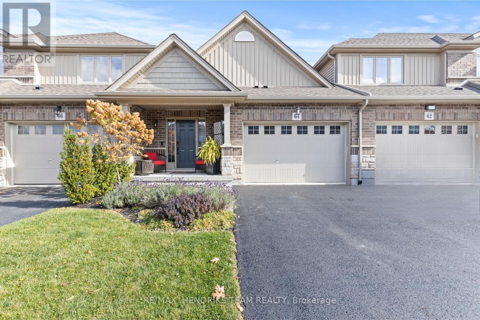 64 Abbott Place, Pelham, Ontario  L0S 1E0 - Photo 1 - X12447662