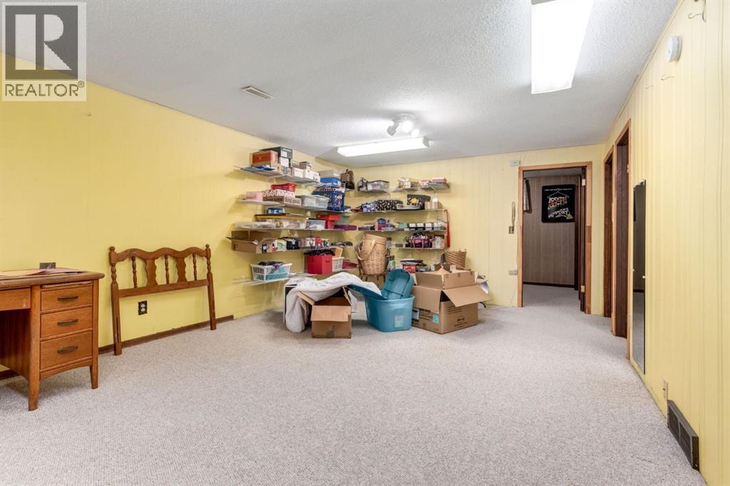 274 Carragana Crescent Nw, Calgary, Alberta  T2L 1B1 - Photo 21 - A2256316