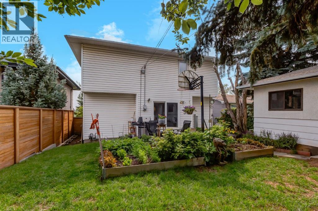 274 Carragana Crescent Nw, Calgary, Alberta  T2L 1B1 - Photo 28 - A2256316