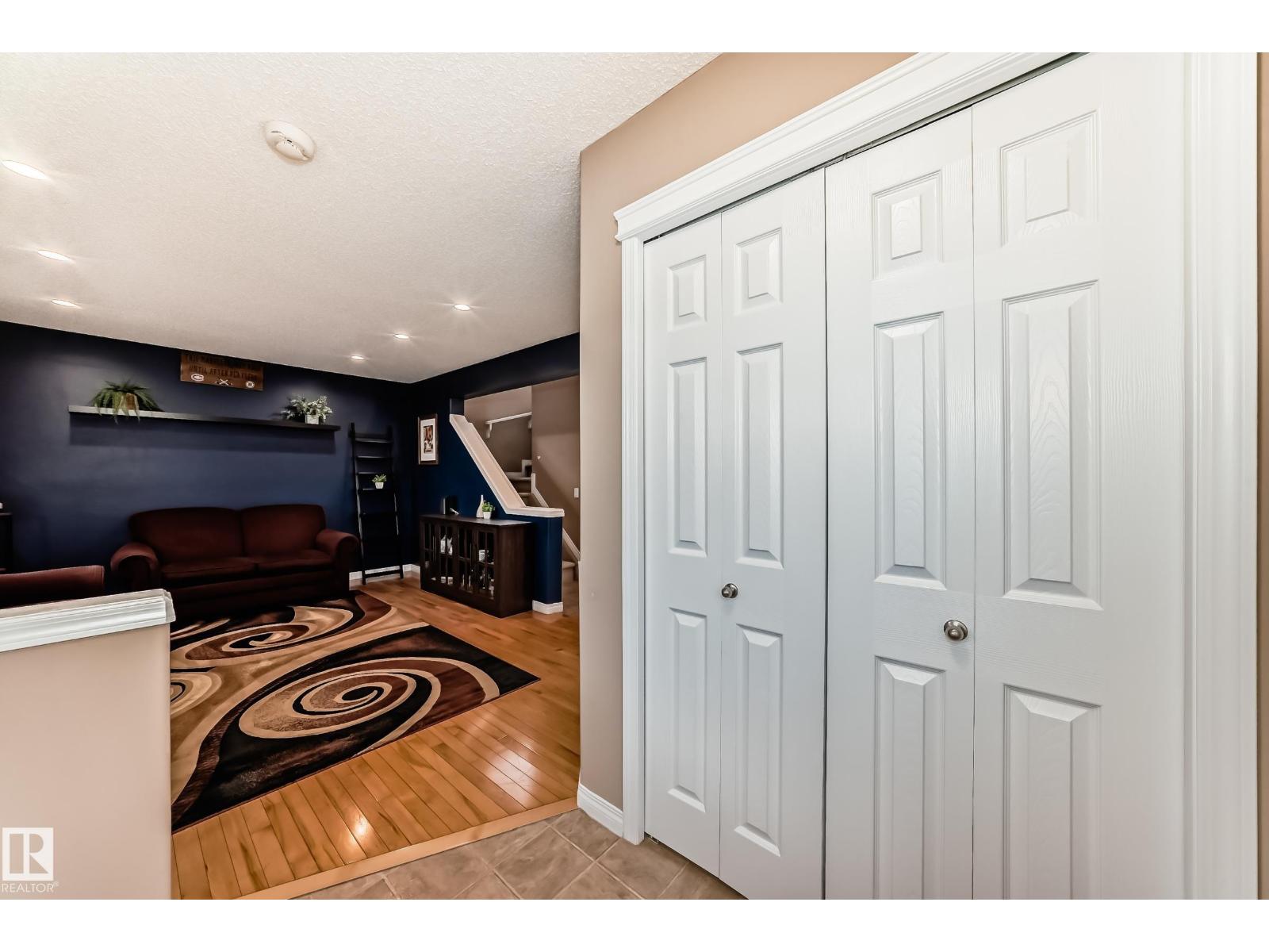 133 Brintnell Bv Nw, Edmonton, Alberta  T5Y 3L9 - Photo 14 - E4463014