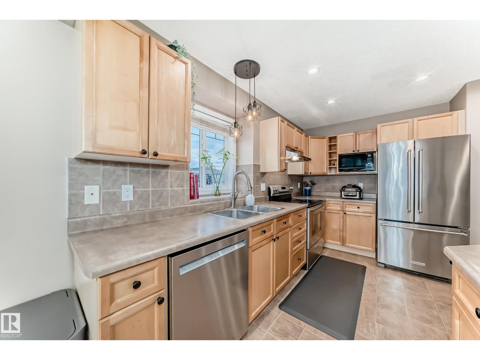 133 Brintnell Bv Nw, Edmonton, Alberta  T5Y 3L9 - Photo 16 - E4463014