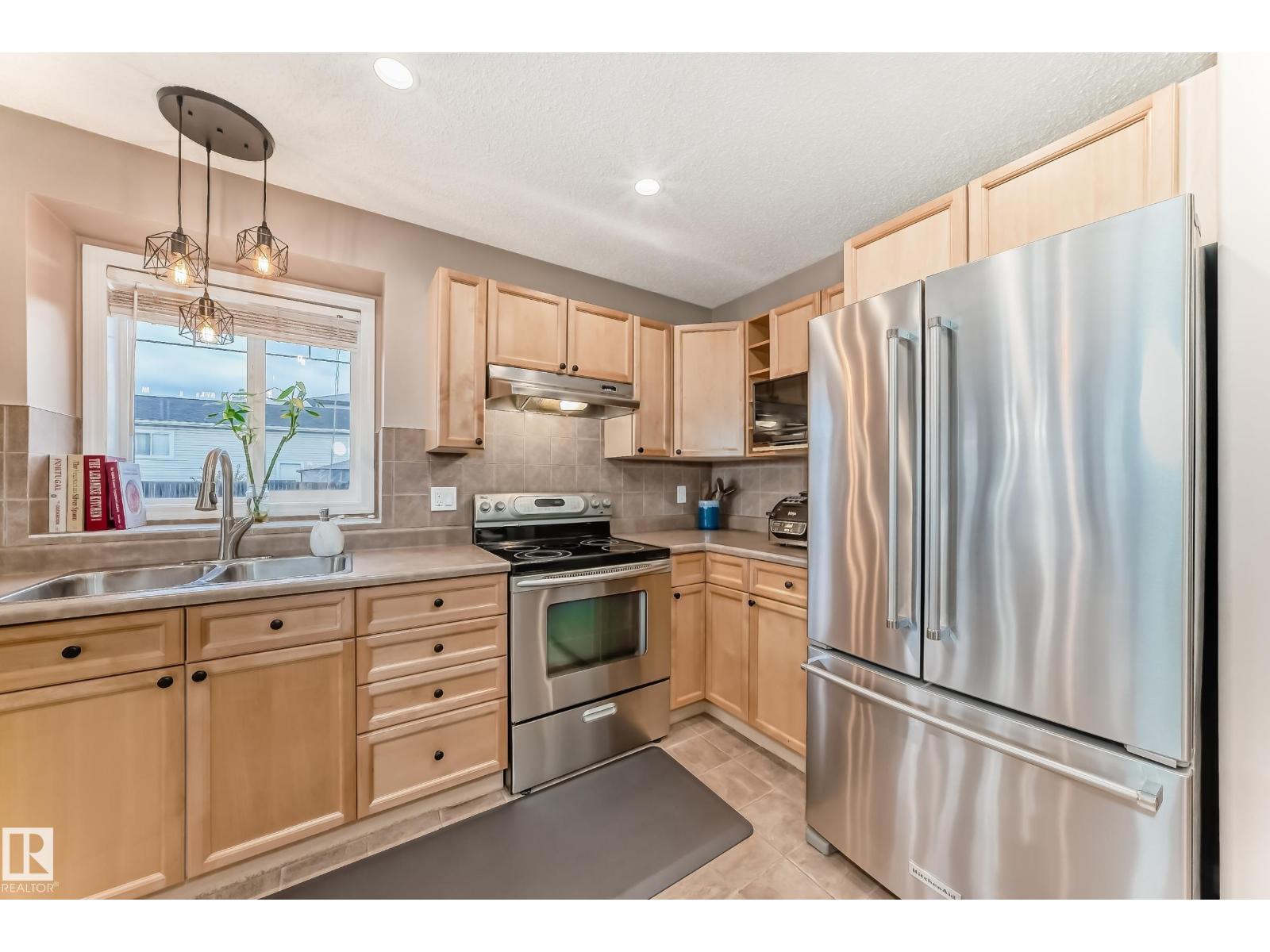 133 Brintnell Bv Nw, Edmonton, Alberta  T5Y 3L9 - Photo 18 - E4463014