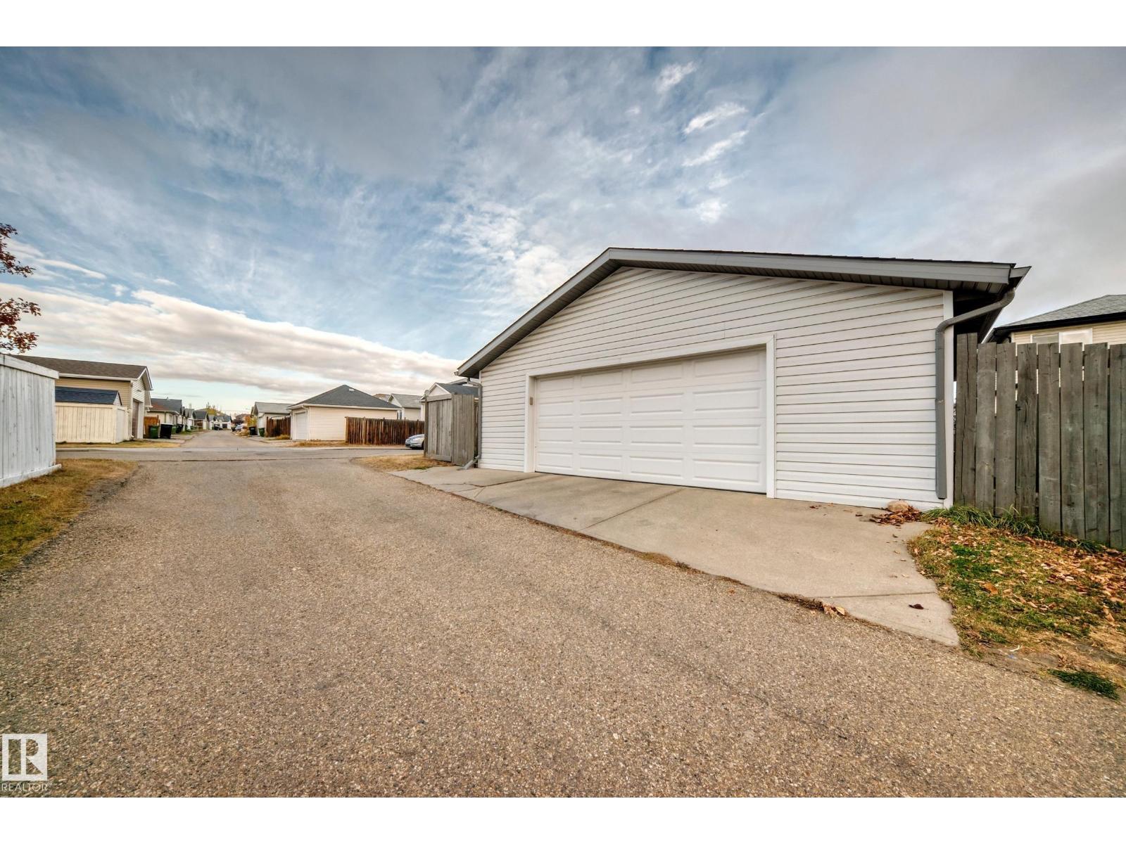 133 Brintnell Bv Nw, Edmonton, Alberta  T5Y 3L9 - Photo 53 - E4463014