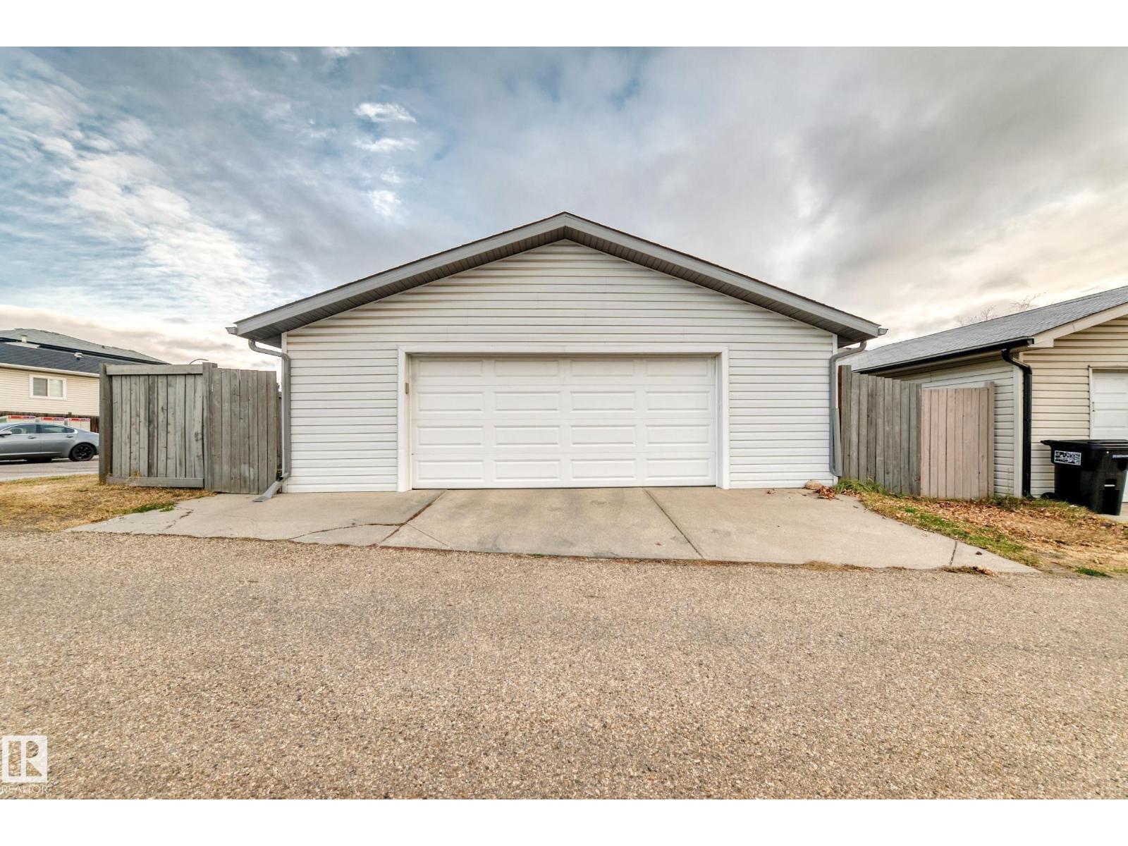 133 Brintnell Bv Nw, Edmonton, Alberta  T5Y 3L9 - Photo 52 - E4463014