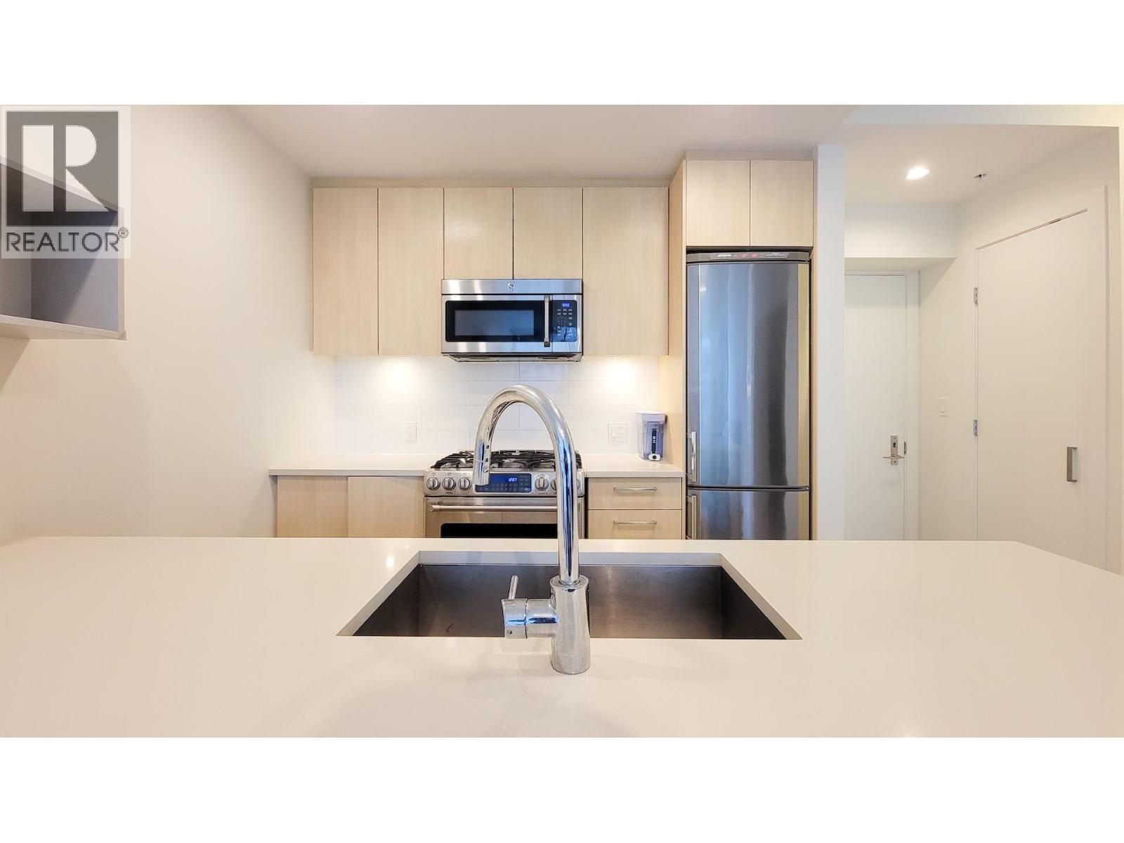 706 9080 University Crescent, Burnaby, British Columbia  V5A 0B7 - Photo 8 - R3060441