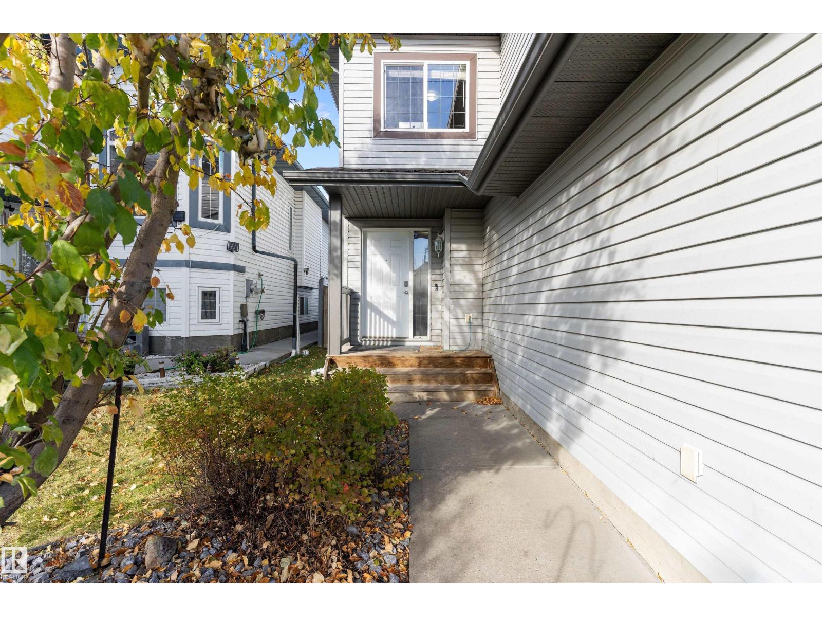 1510 37a Av Nw, Edmonton, Alberta  T6T 0E3 - Photo 2 - E4462715