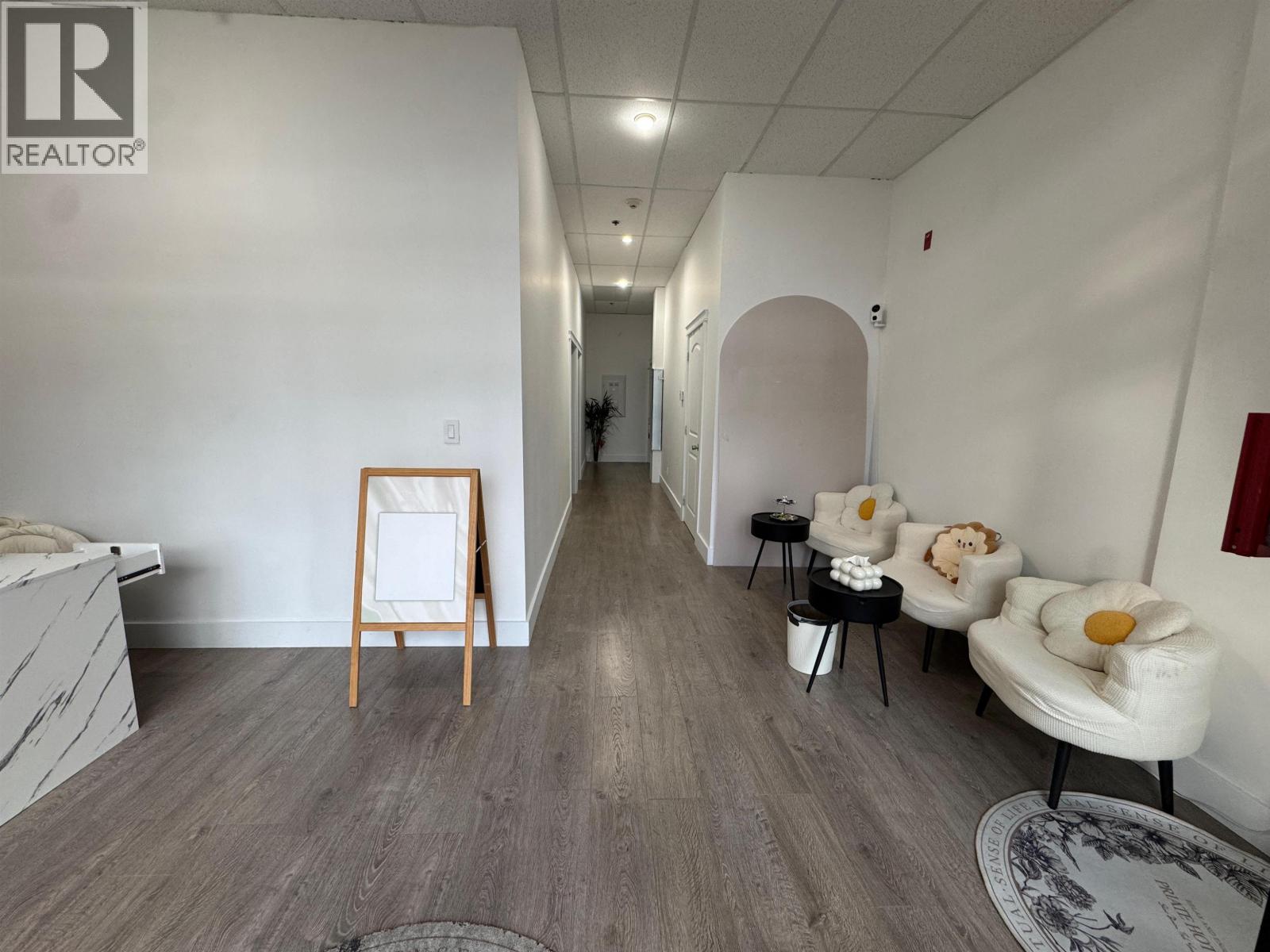 112 7727 Royal Oak Avenue, Burnaby, British Columbia  V5J 4K2 - Photo 3 - C8073200