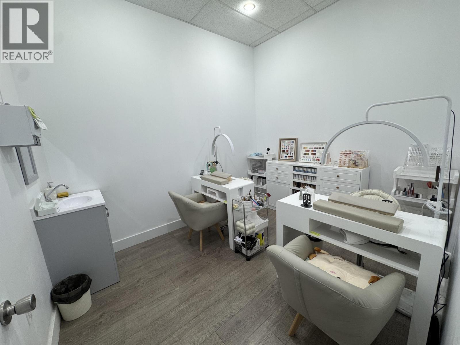 112 7727 Royal Oak Avenue, Burnaby, British Columbia  V5J 4K2 - Photo 6 - C8073200