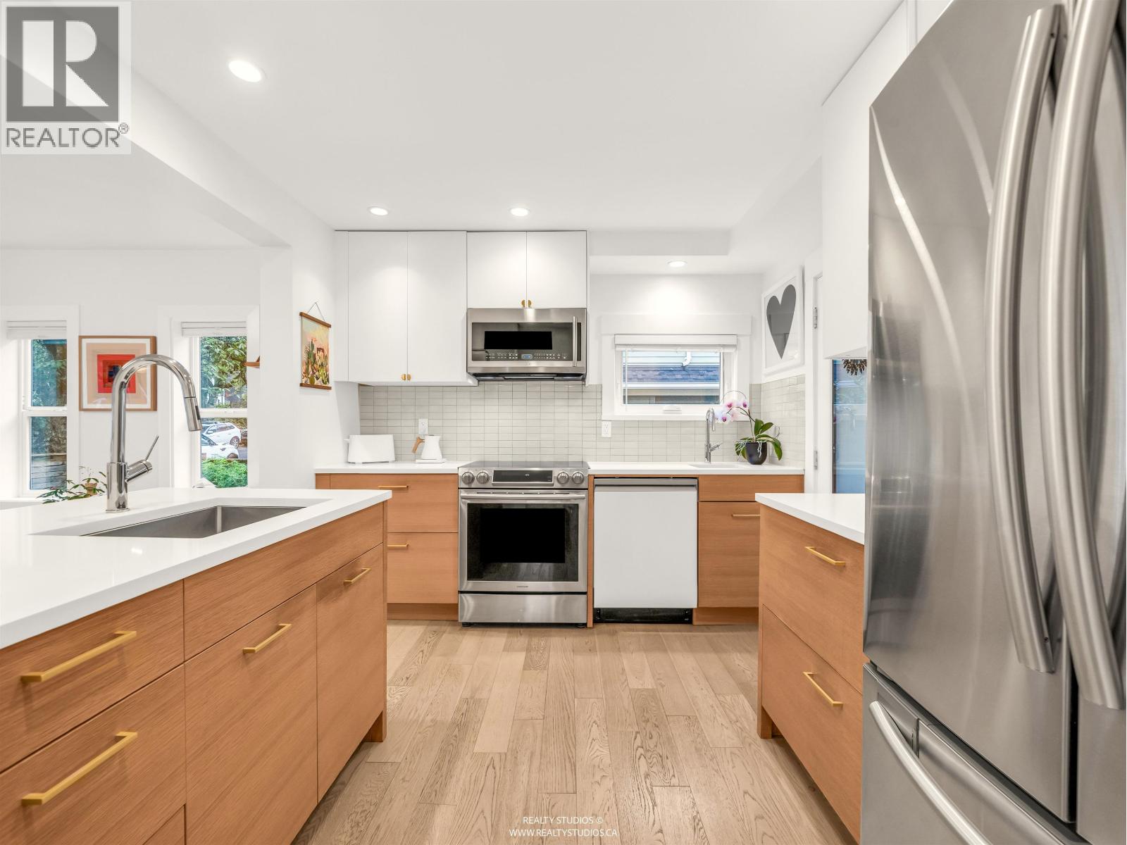 3849 St. Catherines Street, Vancouver, British Columbia  V5V 4L5 - Photo 8 - R3060790