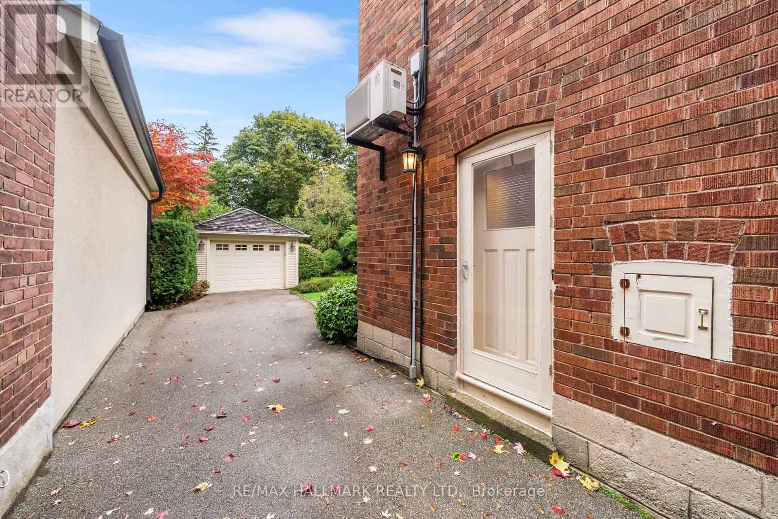 135 Mona Drive, Toronto, Ontario  M5N 2R7 - Photo 26 - C12474745