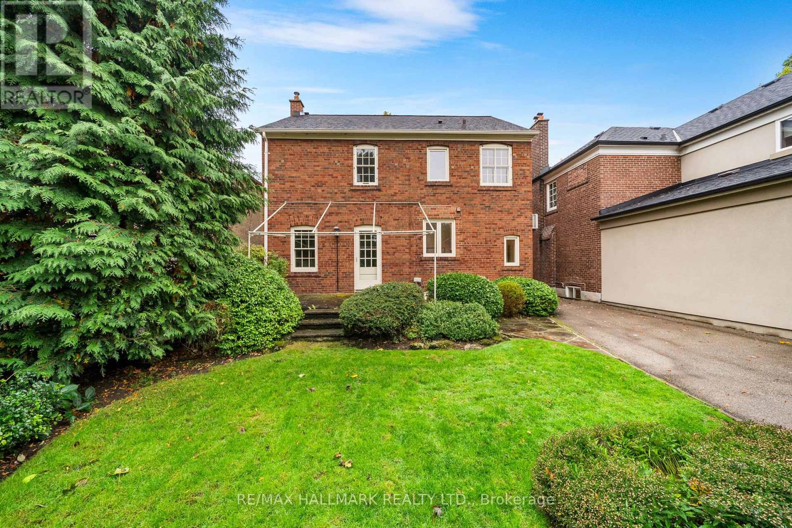 135 Mona Drive, Toronto, Ontario  M5N 2R7 - Photo 28 - C12474745