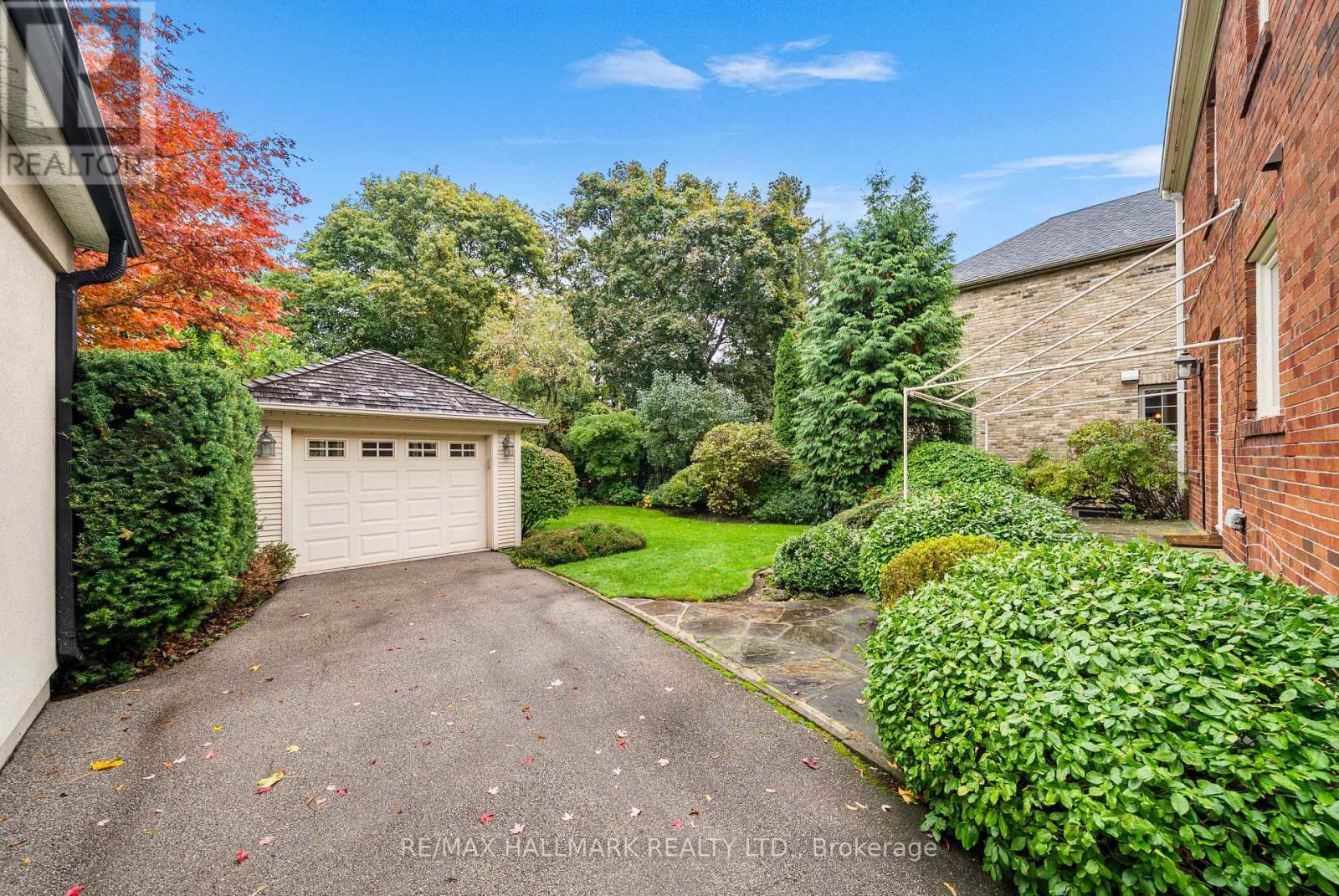 135 Mona Drive, Toronto, Ontario  M5N 2R7 - Photo 27 - C12474745
