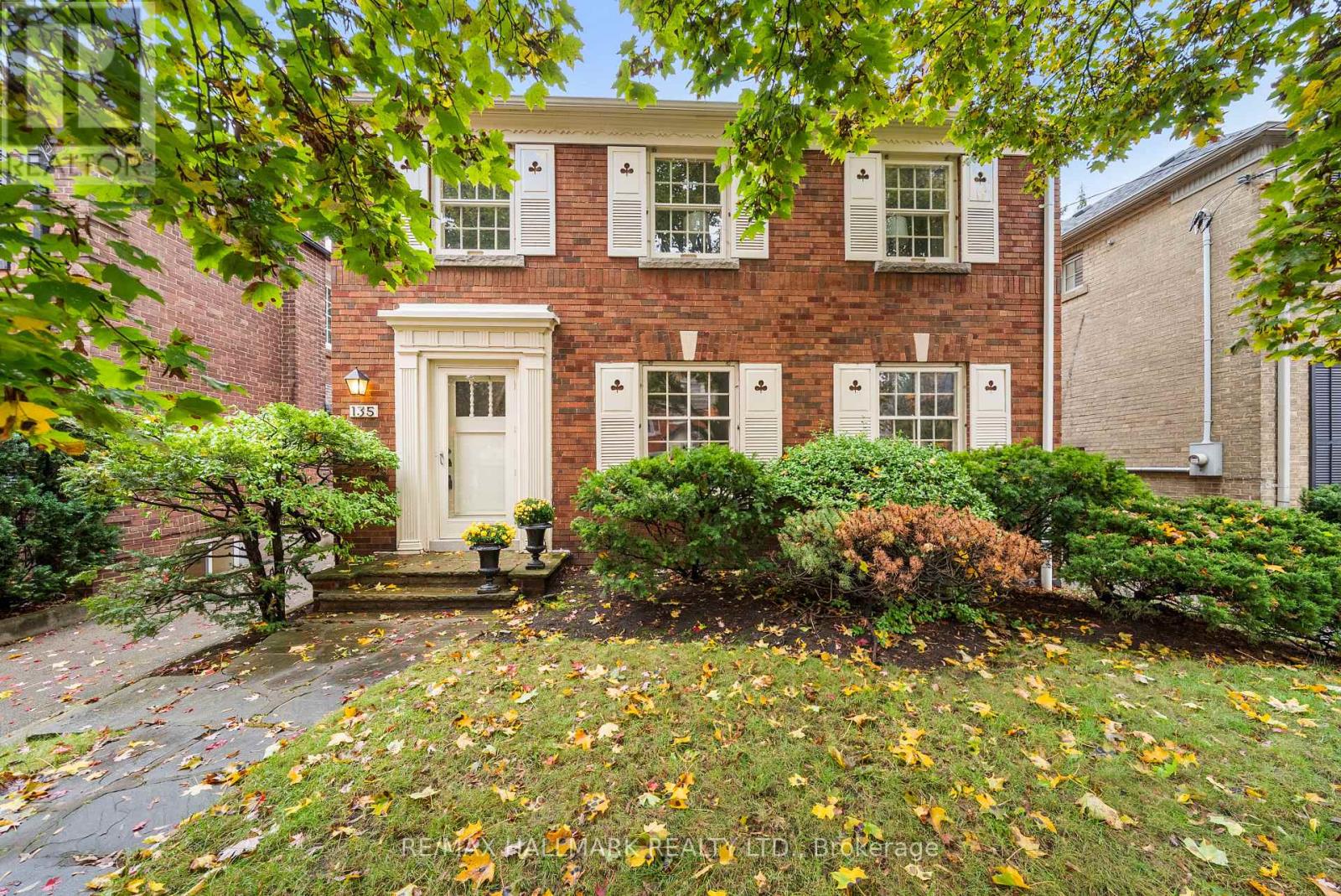 135 MONA DRIVE, Toronto, Ontario