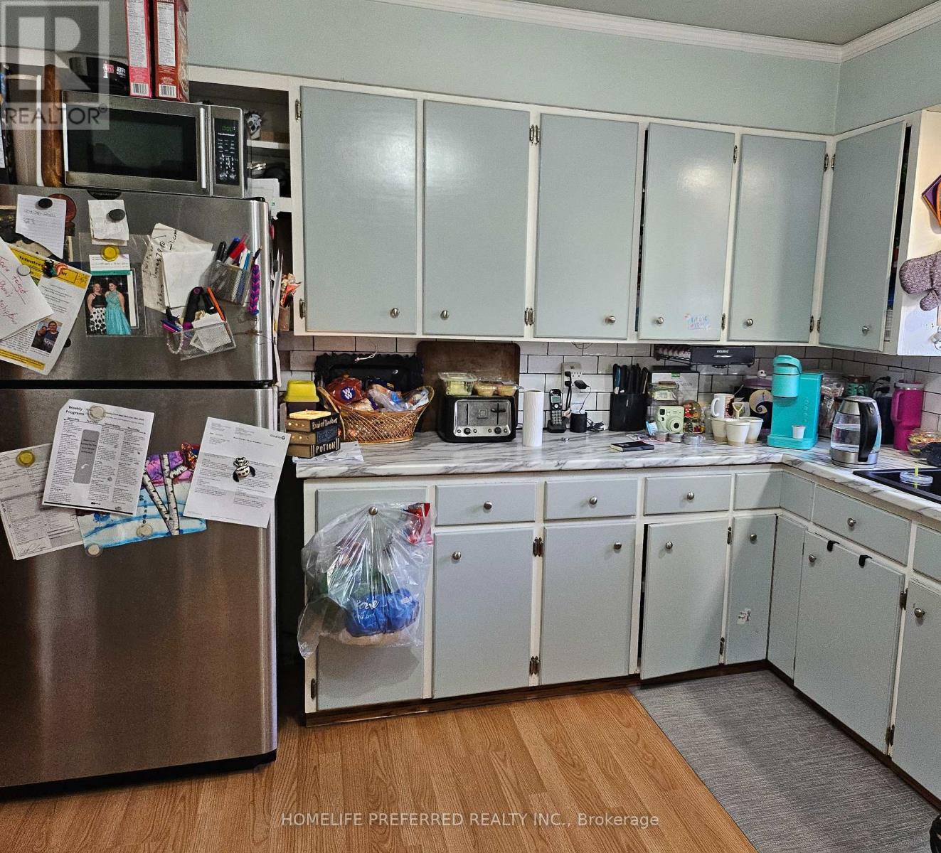 17b Beechwood Drive, Peterborough, Ontario  K9J 1M2 - Photo 4 - X12473724