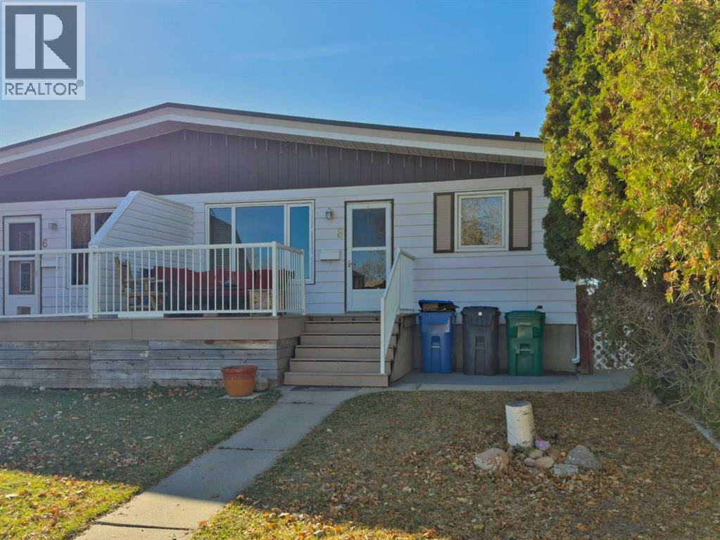8 Cayuga Crescent W, Lethbridge, Alberta