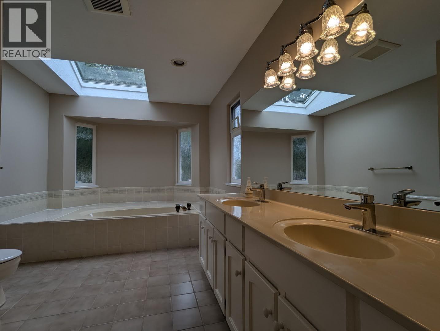 6391 Bouchard Court, Richmond, British Columbia  V7C 5W3 - Photo 13 - R3060798