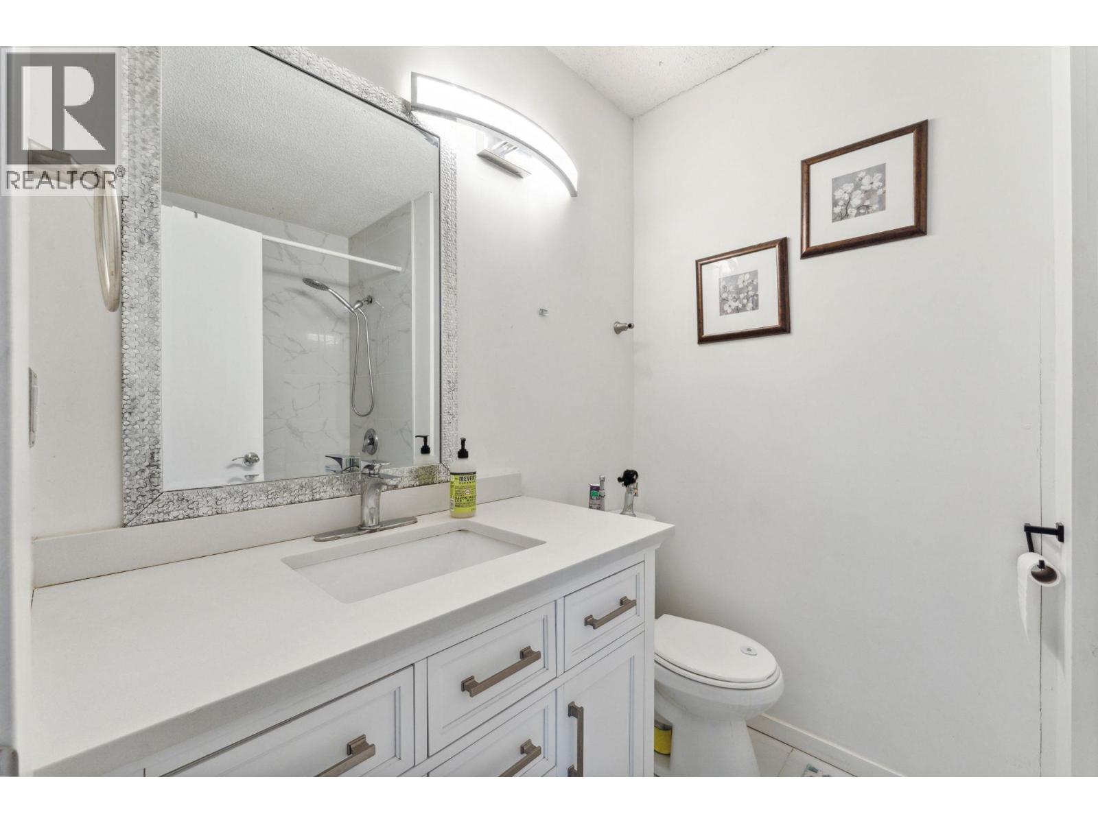 1949 Mahon Avenue, North Vancouver, British Columbia  V7M 2T4 - Photo 10 - R3060834