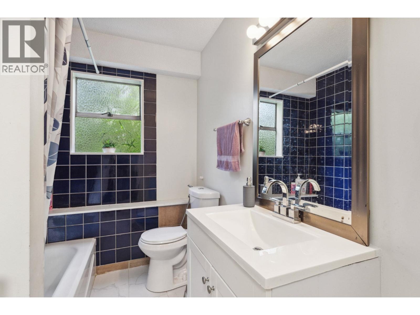1949 Mahon Avenue, North Vancouver, British Columbia  V7M 2T4 - Photo 20 - R3060834