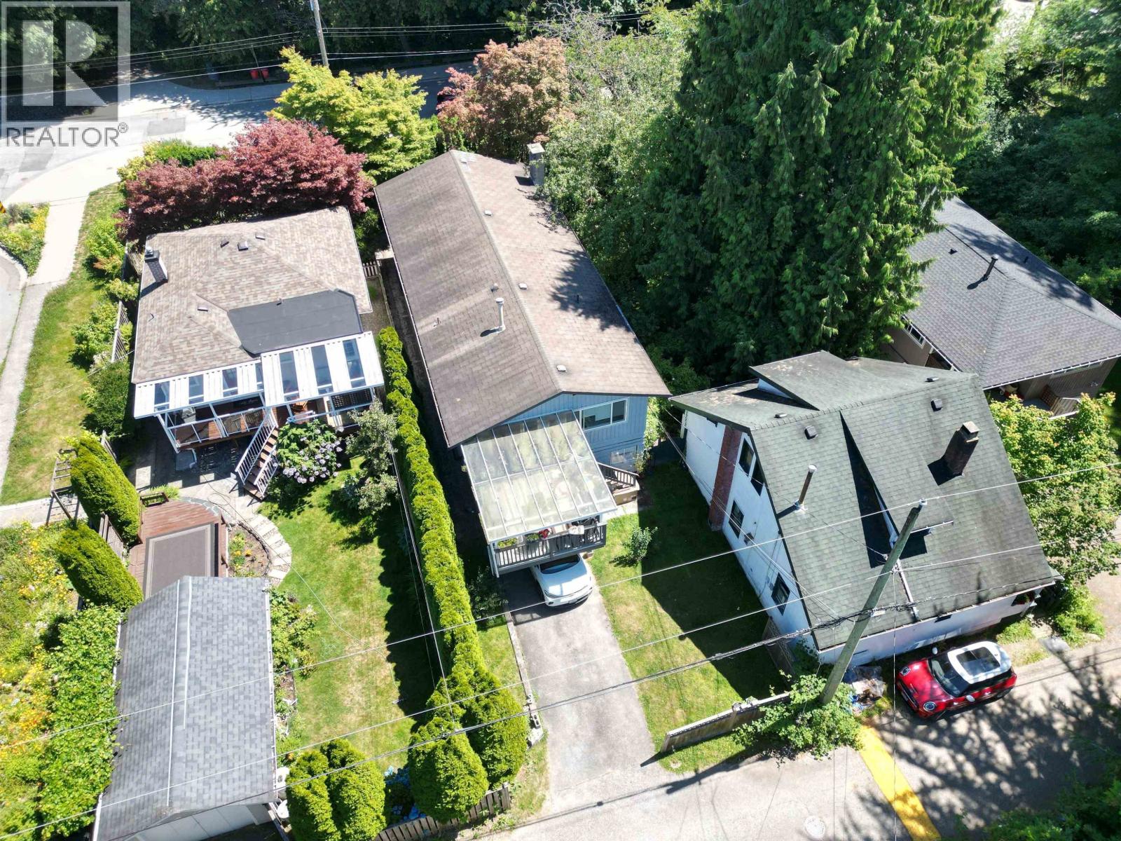 1949 Mahon Avenue, North Vancouver, British Columbia  V7M 2T4 - Photo 24 - R3060834