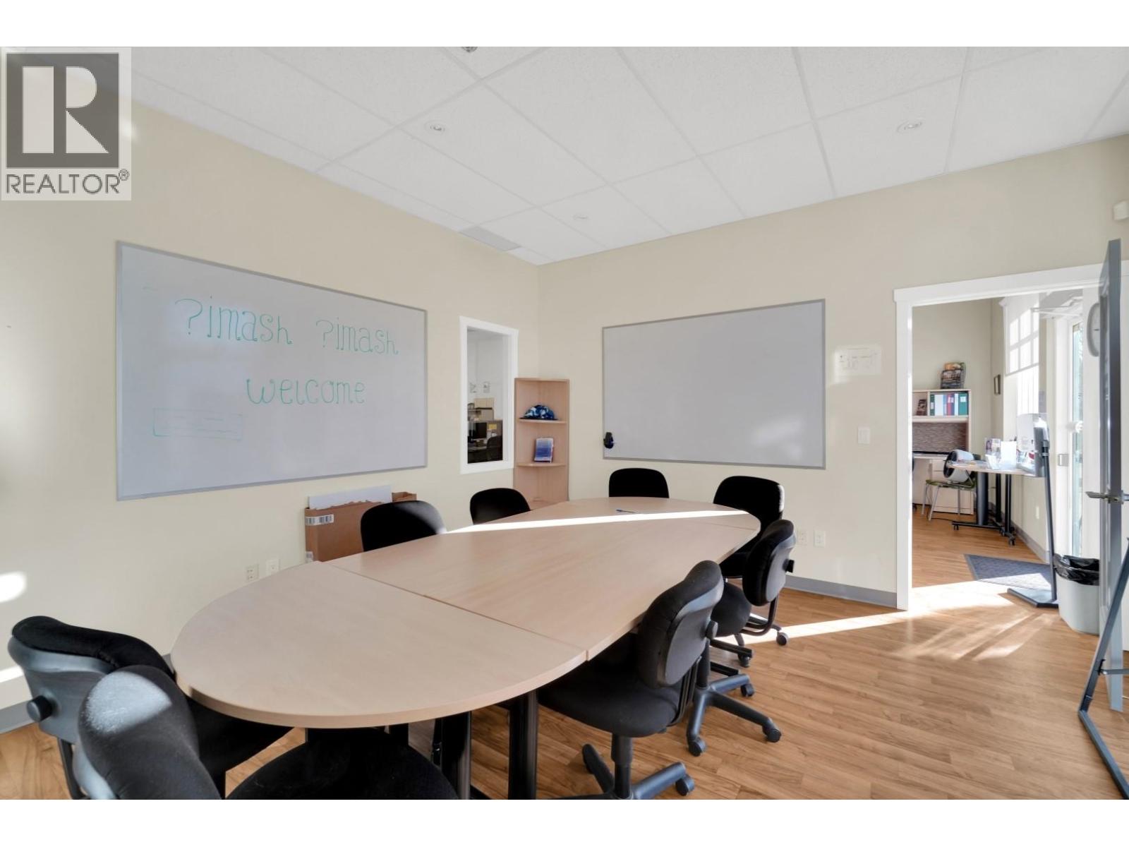 5672 Cowrie Street, Sechelt, British Columbia  V0N 3A6 - Photo 7 - C8073221