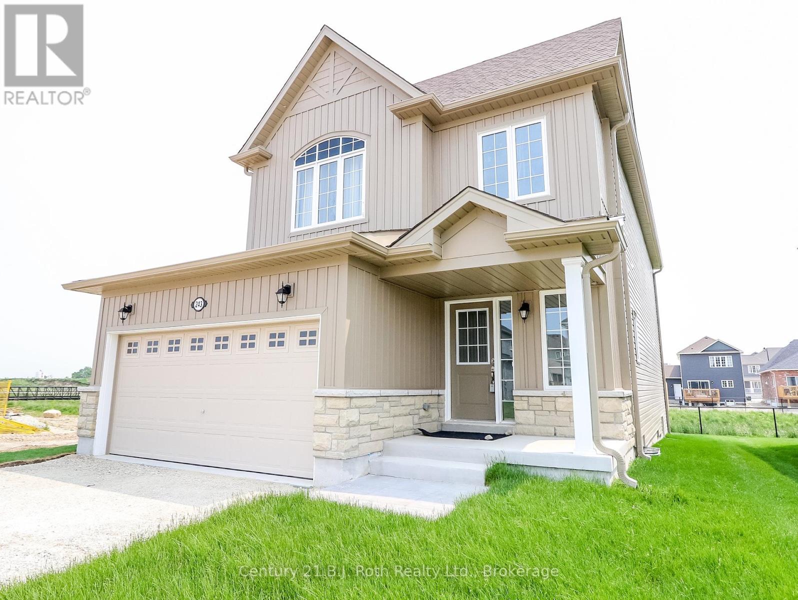 243 Mckenzie Drive, Clearview, Ontario  L0M 1S0 - Photo 20 - S12403518