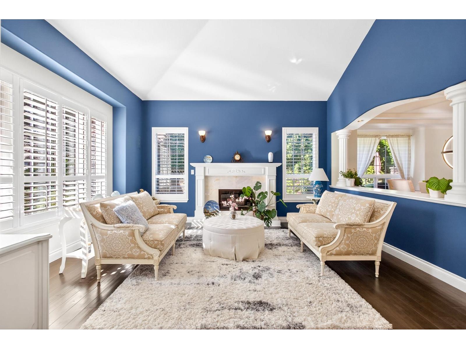 14055 29a Avenue, Surrey, British Columbia  V4P 2J8 - Photo 3 - R3060716